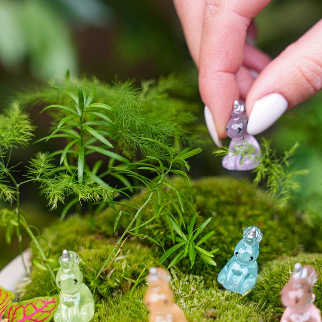 Unicorns - Set of 6 - Miniature Figurines - Glow in the dark - Multicolor ↑ 2,5 cm