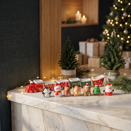Mini Christmas Train set - 12 pcs - Miniature figurines ↔ 1-3cm