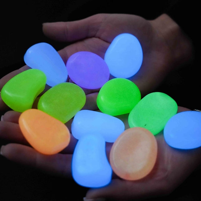Glow Stones Medium - 60 pcs - Glow in the dark - Terrarium decoration - Aquarium decoration - Multicolor - 3-5 cm