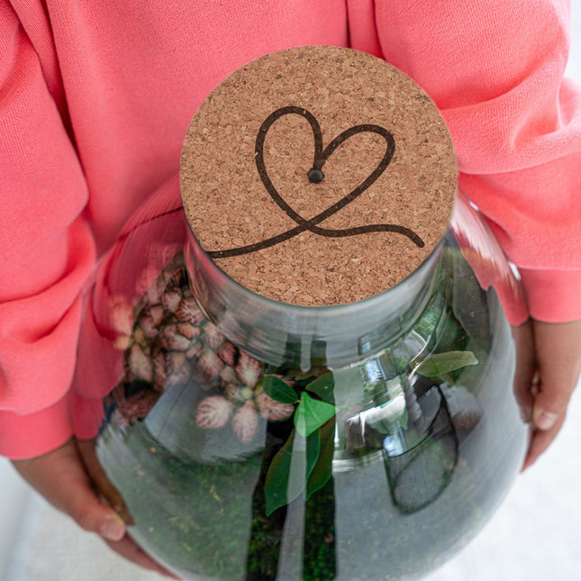 Gravierter LED-Korkdeckel - ‘LOVE’ - Herzsymbol - In 3 Größen